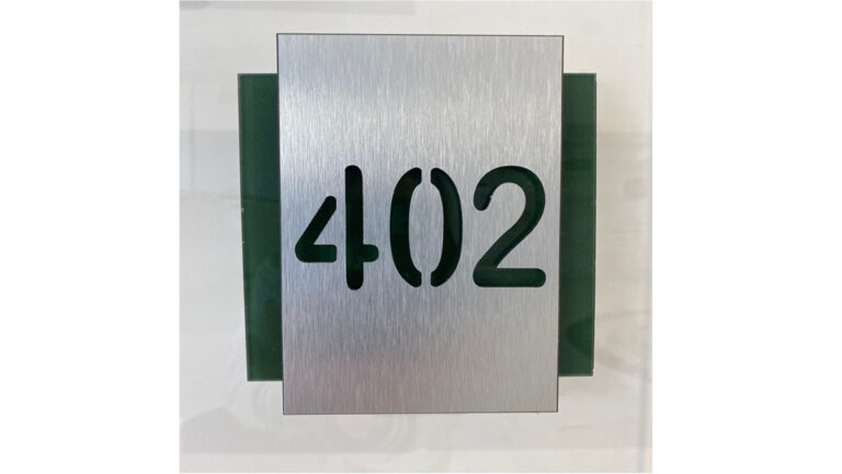 402