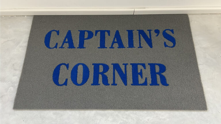 CAPITAIN'S CORNER